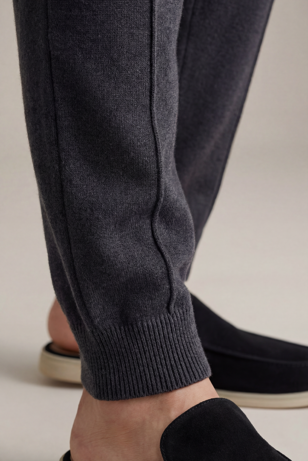 Dark Grey Donati Wool Lounge