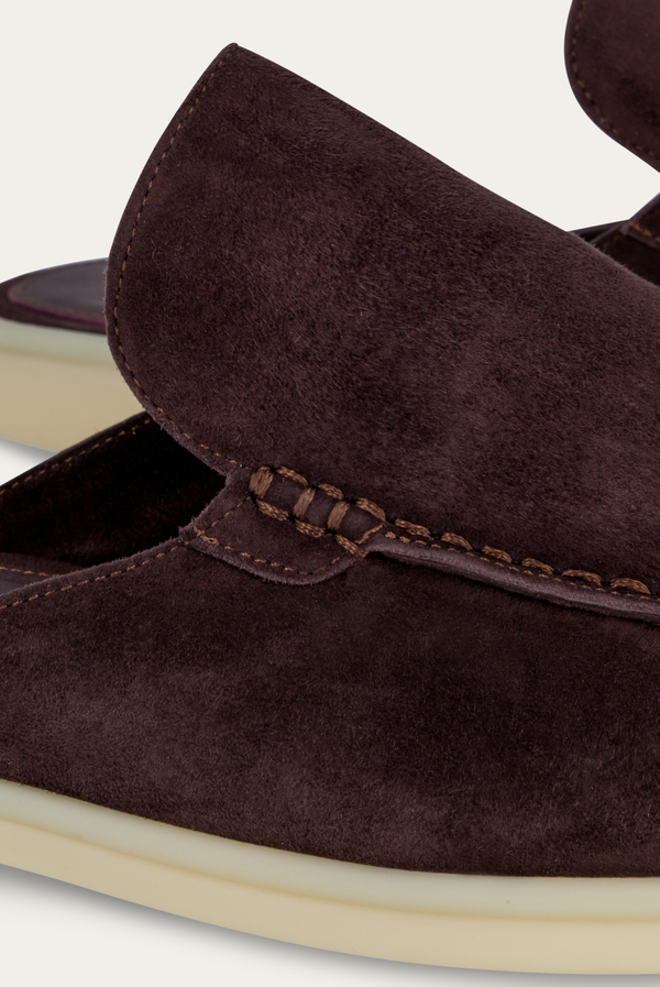 حذاء دوناتي ميويل بلون الشيكولاتة