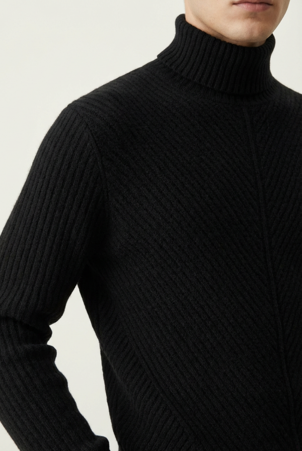 Black Ribbed Cashmere Sweater