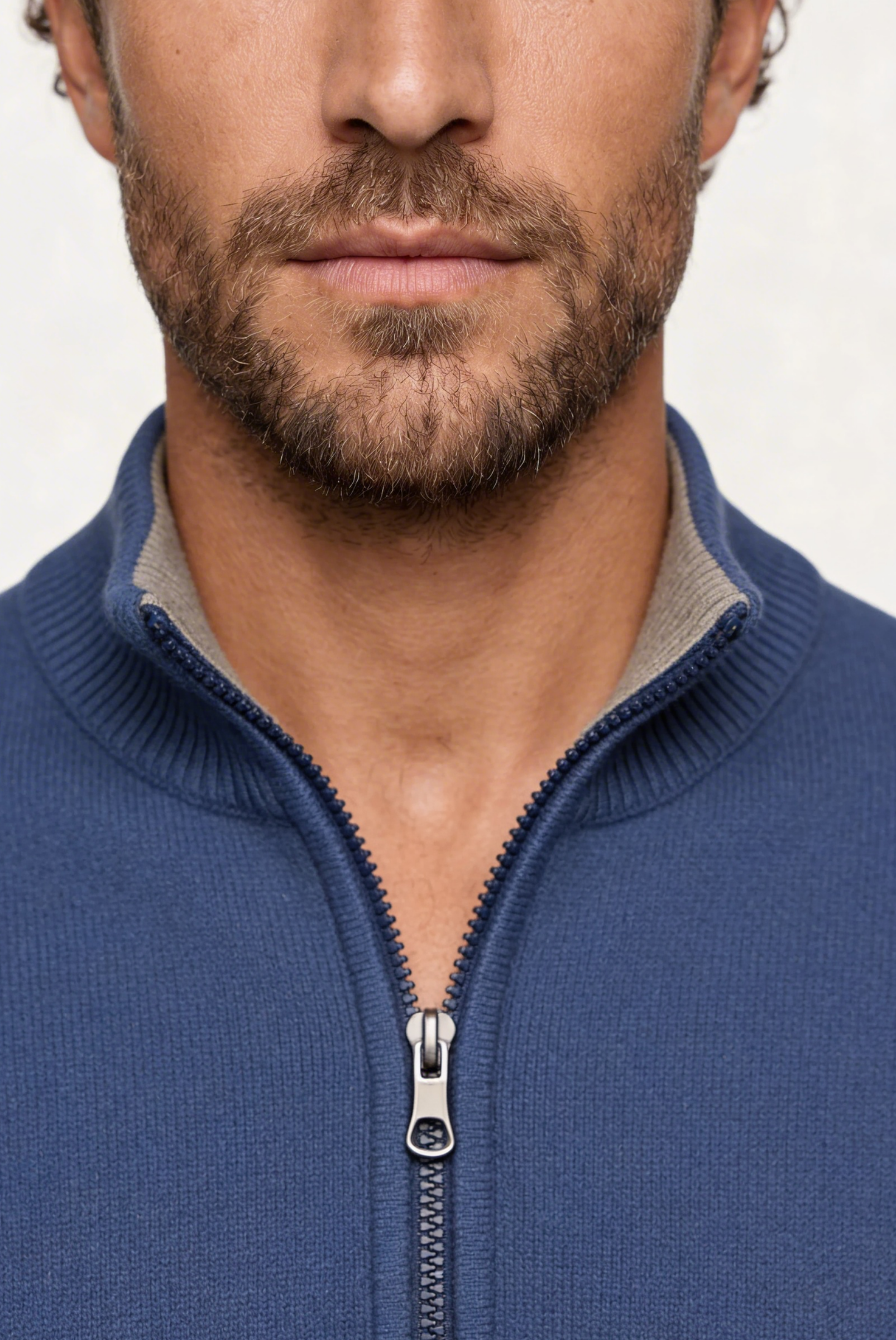 Marineblauer Kaschmir- Strickjacke mit Innen- und Außenseite