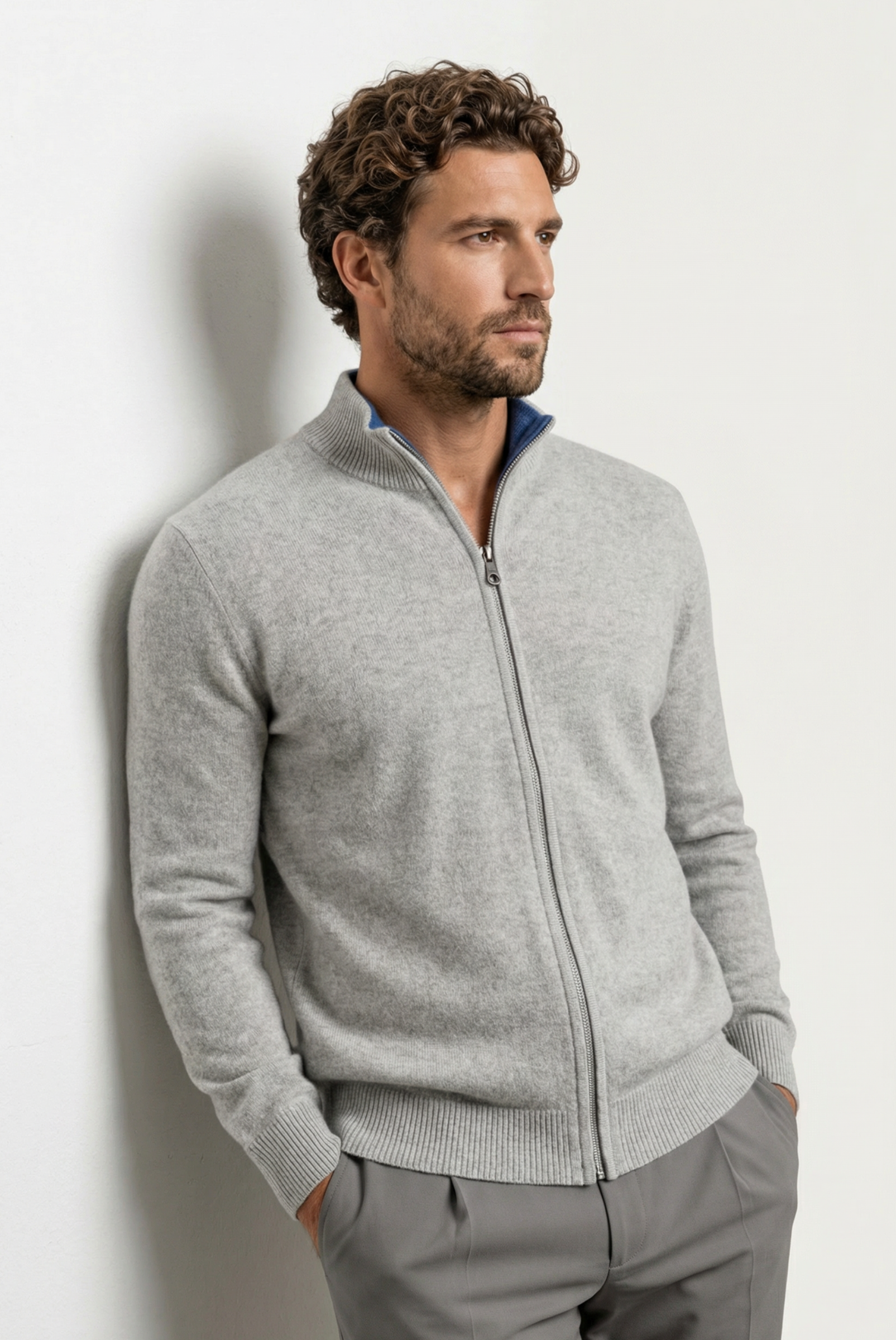 Marineblauer Kaschmir- Strickjacke mit Innen- und Außenseite