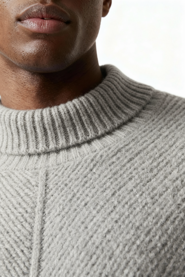 سترة كشمير رمادية محبوكة بخطوط بارزة