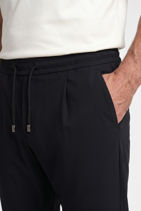 Schwarze Sarh-Hose