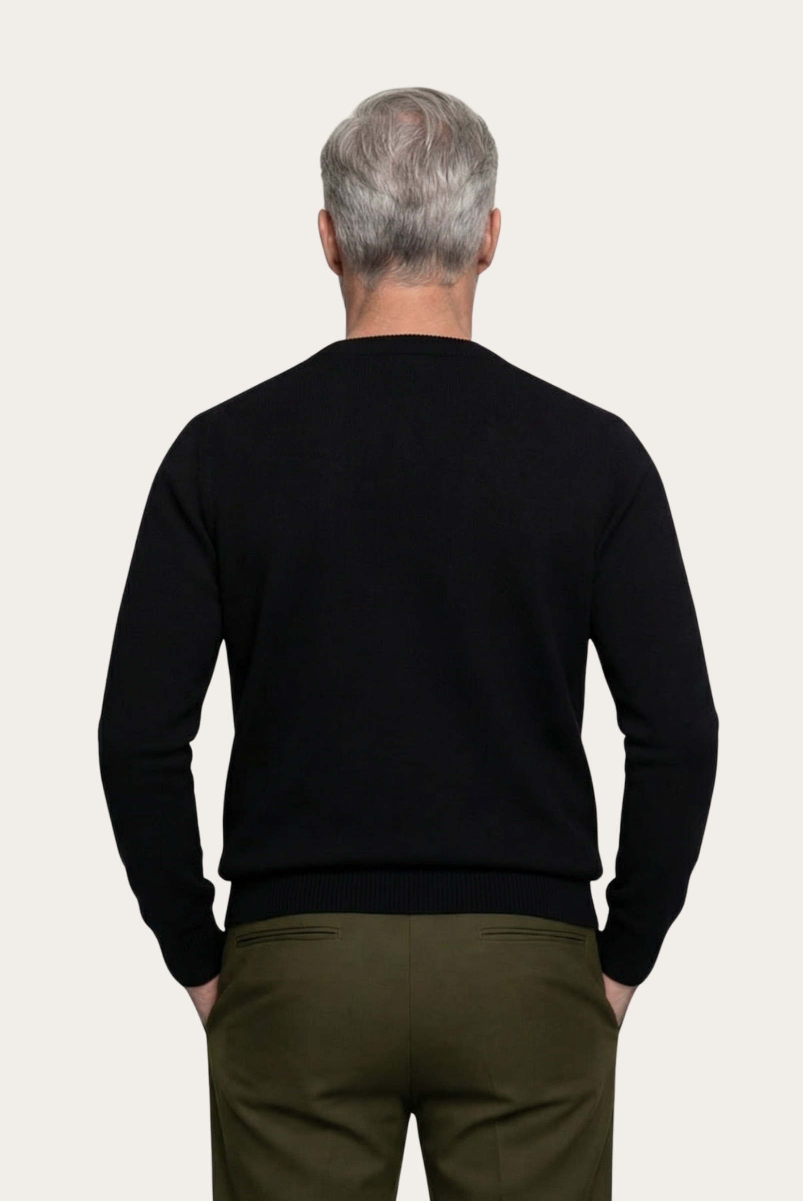 Schwarzer Kaschmir-Pullover mit Rundhalsausschnitt