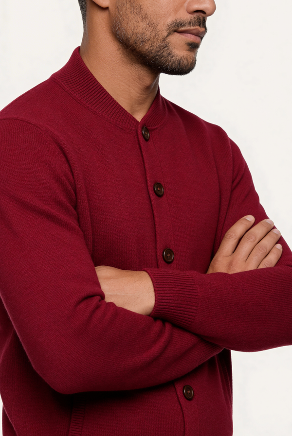 Rote Kaschmir- Strickjacke