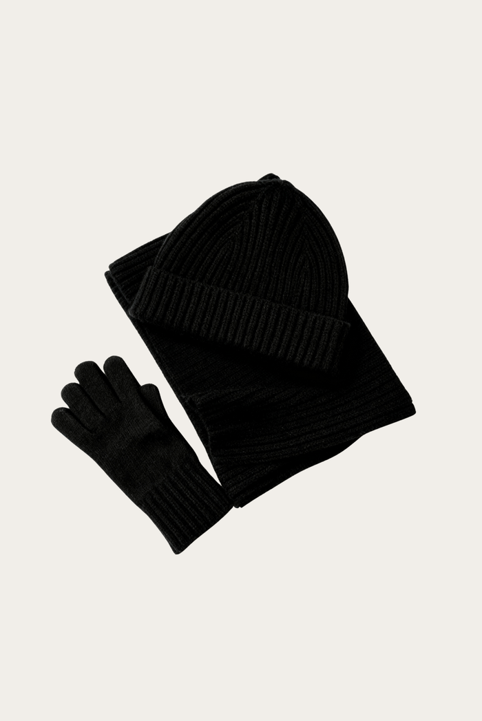https://cdn.shopify.com/s/files/1/0951/3133/6969/files/black_77ab7fa3-4d1b-4017-b5f2-375adaa946c6.png?v=1765359420
