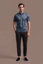 Blaues Imperial-Polohemd
