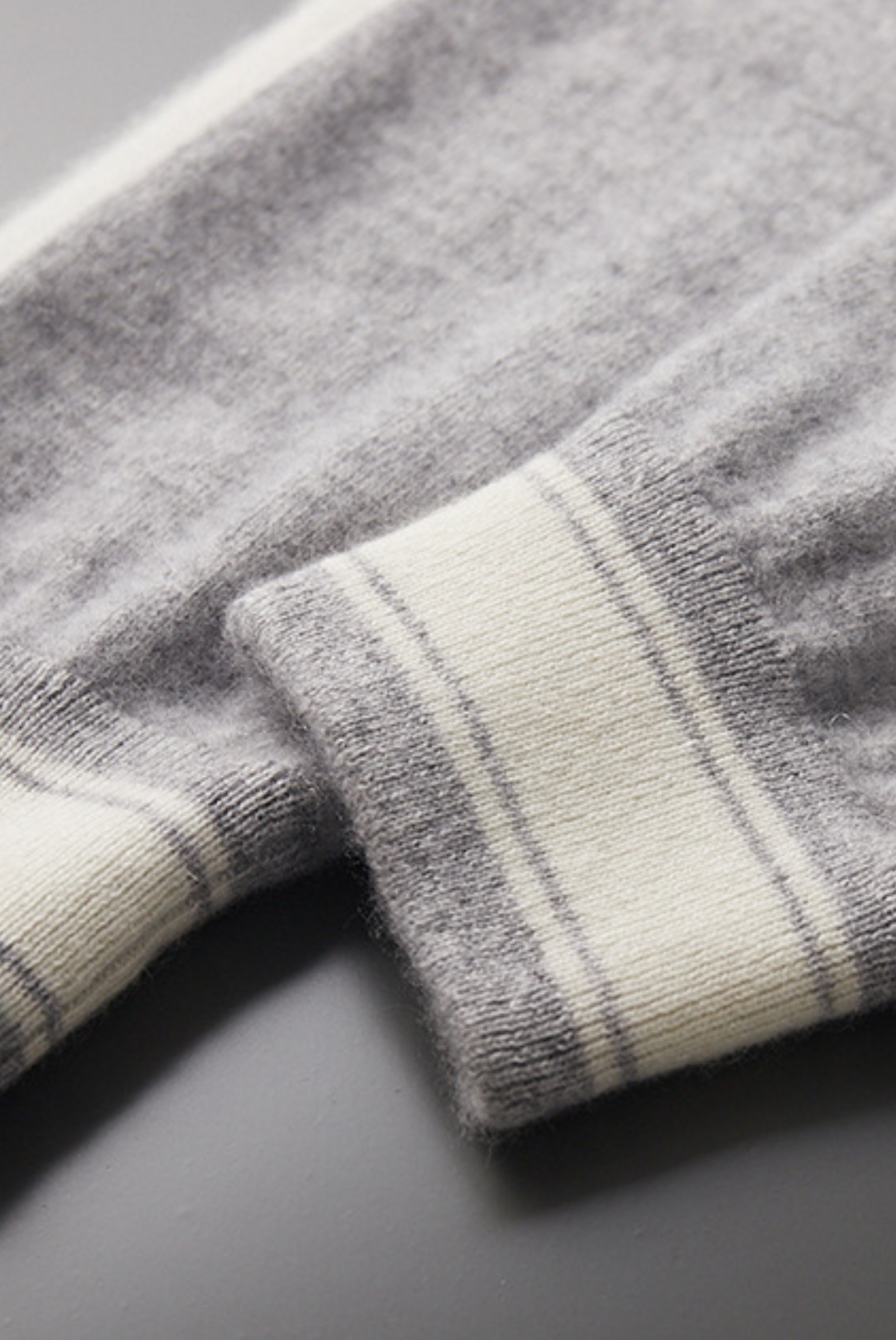 Grey Donati Cashmere Elite Set
